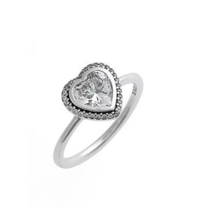 🌈SALE! NWOT Pandora Sparkling Love Heart Ring